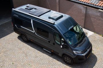 Dak voor zonnepanelen op de Pössl Roadcruiser