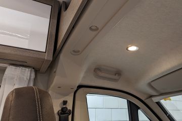 Zorg voor meer licht in de kabine van de camper met deze makkelijke ledspots met touchschakelaar