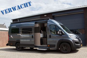 Pössl Roadcruiser met matzwarte Autec velgen te koop