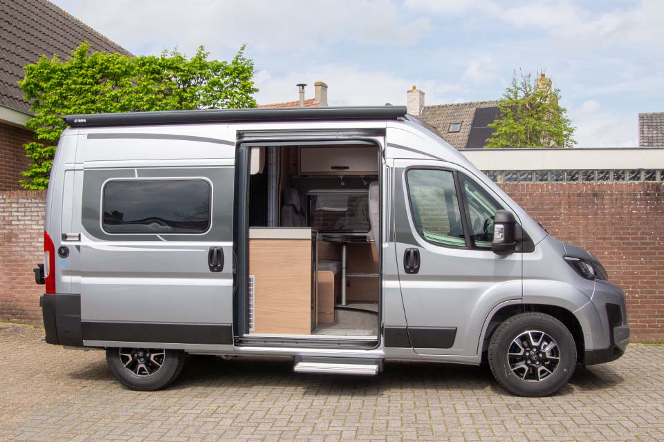 Verwacht: P&ouml;ssl Roadcamp R van 2026 te koop