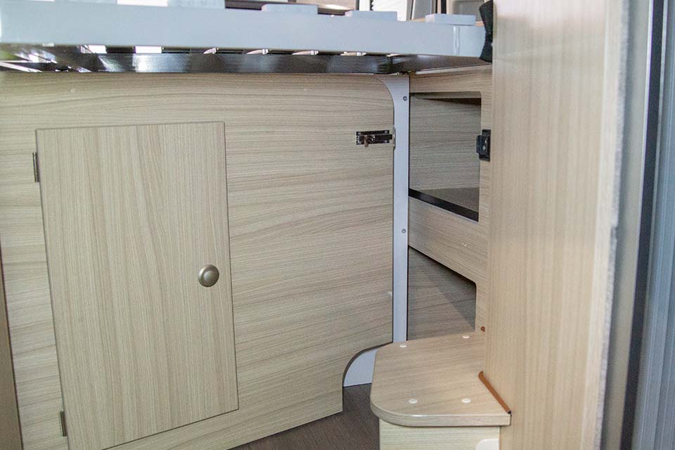 Garage inrichting voor de Adria Twin