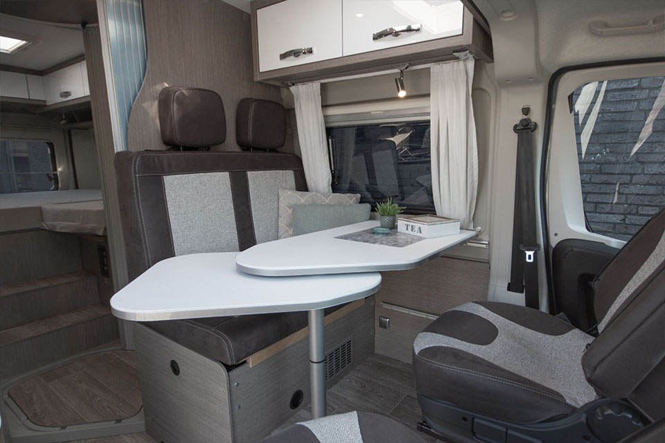 Interieur van de P&ouml;ssl Roadcruiser in Elegance met Marais 